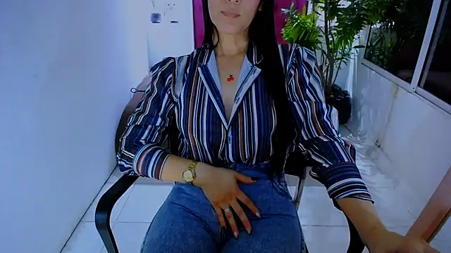 Snapshot of BitterMomXxx chatting on September 26, 2025, 12:31 pm BitterMomXxx online show from September 26, 2025, 12:31 pm