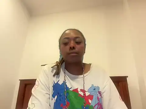 Snapshot of ChocolateCakeQueen chatting on November 22, 2025, 1:15 am ChocolateCakeQueen online show from November 22, 2025, 1:15 am