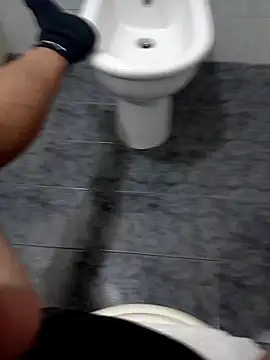 Snapshot of Mattias38 chatting on October 23, 2025, 7:23 pm Mattias38 online show from October 23, 2025, 7:23 pm