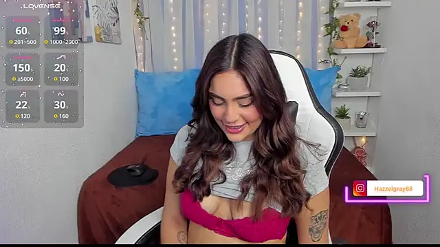 HazzelGray online show from February 26, 2025, 4:14 pm