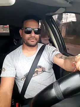 Snapshot of hecwil8 chatting on September 18, 2025, 11:45 am hecwil8 online show from September 18, 2025, 11:45 am