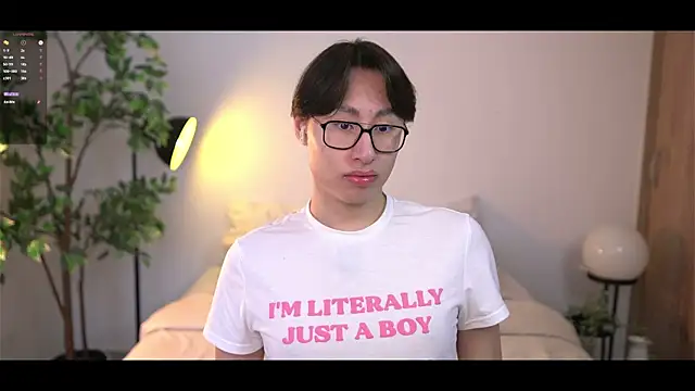 SrLuis18 online show from September 22, 2025, 12:40 pm