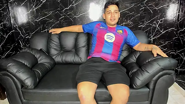 Snapshot of sweethot___ chatting on September 14, 2025, 2:38 pm sweethot online show from September 14, 2025, 2:38 pm