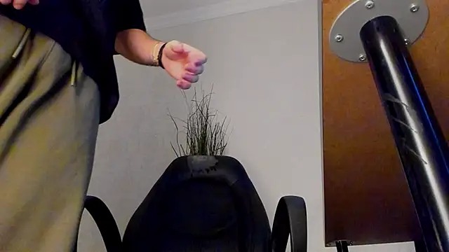 JoshKnights online show from November 14, 2025, 6:23 am