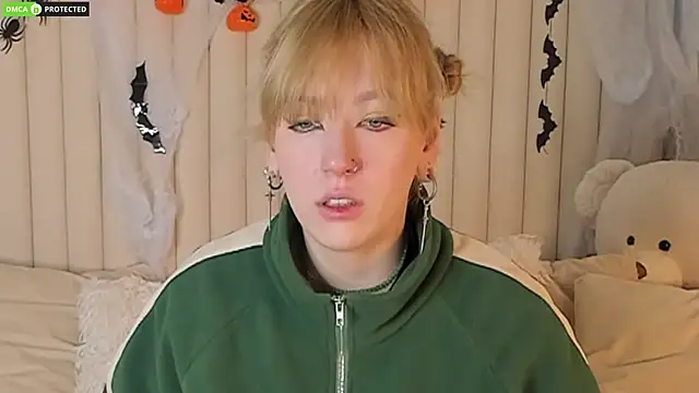 RachelCart online show from October 24, 2025, 3:03 am