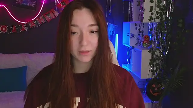 YasmineWest online show from October 29, 2025, 2:25 am