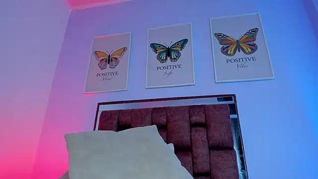 amysc online show from January 22, 2025, 12:27 am