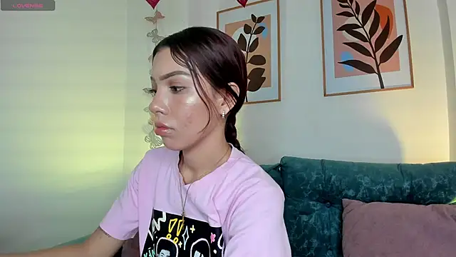 amysc online show from March 3, 2025, 1:53 pm