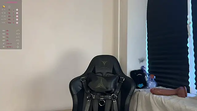 carthylovvve online show from October 2, 2025, 1:18 pm