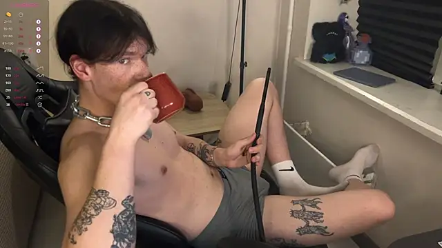 carthylovvve online show from October 27, 2025, 4:22 pm