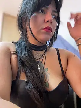 JulianaCastillo online show from September 20, 2025, 4:24 am