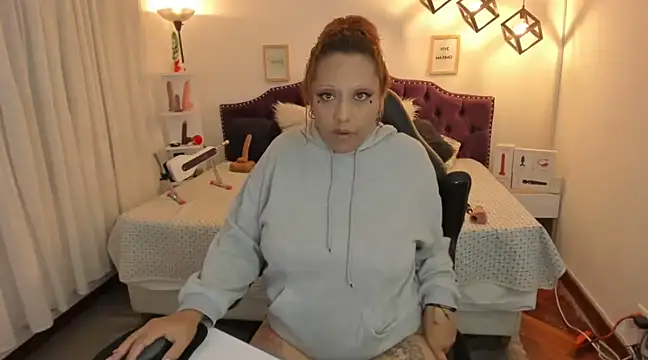 Snapshot of Destiny__Hall chatting on February 1, 2025, 9:43 am Destiny Hall online show from February 1, 2025, 9:43 am