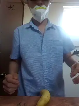 Snapshot of Yeye25199 chatting on January 16, 2025, 5:44 pm Yeye25199 online show from January 16, 2025, 5:44 pm