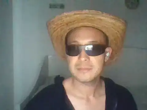 Snapshot of Yeye25199 chatting on February 19, 2025, 2:23 pm Yeye25199 online show from February 19, 2025, 2:23 pm