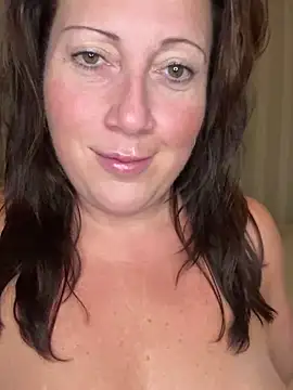 Snapshot of xsexycurvymilf chatting on December 5, 2024, 3:17 pm xsexycurvymilf online show from December 5, 2024, 3:17 pm