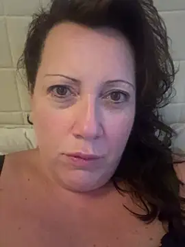 Snapshot of xsexycurvymilf chatting on December 14, 2024, 8:13 am xsexycurvymilf online show from December 14, 2024, 8:13 am