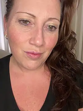 Snapshot of xsexycurvymilf chatting on January 28, 2025, 2:42 pm xsexycurvymilf online show from January 28, 2025, 2:42 pm