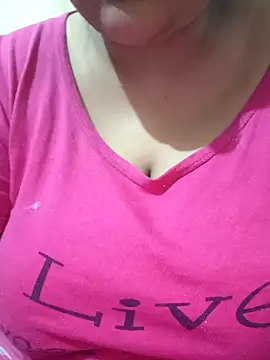 Snapshot of _Redwine_ chatting on January 28, 2025, 3:14 pm Redwine online show from January 28, 2025, 3:14 pm