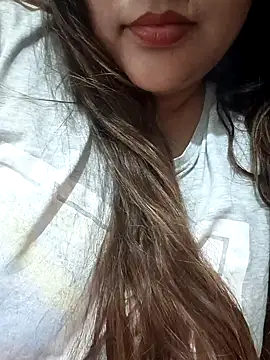 Snapshot of _Redwine_ chatting on February 12, 2025, 3:16 pm Redwine online show from February 12, 2025, 3:16 pm