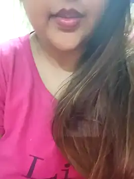 Snapshot of _Redwine_ chatting on February 14, 2025, 5:03 pm Redwine online show from February 14, 2025, 5:03 pm