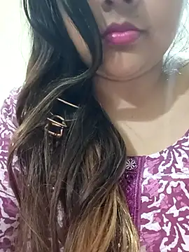 Snapshot of _Redwine_ chatting on February 25, 2025, 5:36 pm Redwine online show from February 25, 2025, 5:36 pm