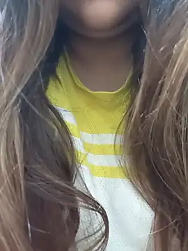 Snapshot of _Redwine_ chatting on March 4, 2025, 1:34 am Redwine online show from March 4, 2025, 1:34 am