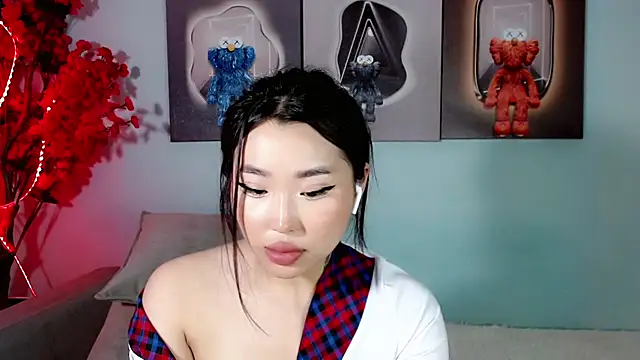 Snapshot of ichiben chatting on December 25, 2024, 11:43 am ichiben online show from December 25, 2024, 11:43 am