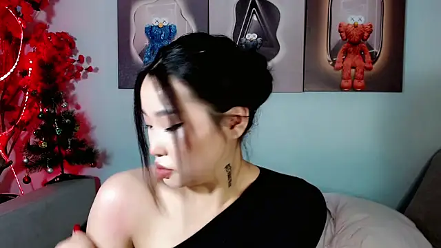 Snapshot of ichiben chatting on January 1, 2025, 3:03 pm ichiben online show from January 1, 2025, 3:03 pm