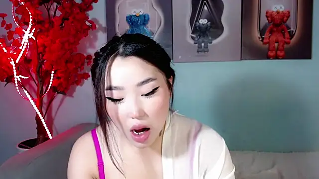 Snapshot of ichiben chatting on January 18, 2025, 9:02 am ichiben online show from January 18, 2025, 9:02 am