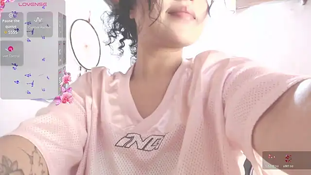 Amara18  online show from November 8, 2025, 6:02 am