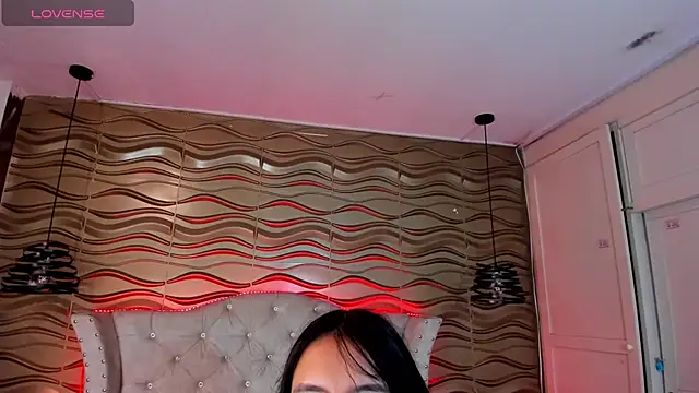 Andreita Jones online show from March 21, 2025, 3:02 pm