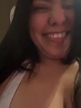 PetitLumiere online show from January 4, 2025, 5:37 am