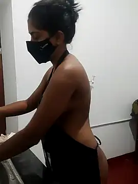 Snapshot of Kunchiii chatting on December 27, 2024, 3:04 pm Kunchiii online show from December 27, 2024, 3:04 pm