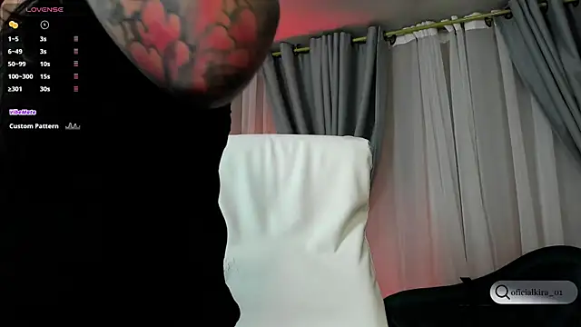 kira moon   online show from October 30, 2025, 9:37 pm