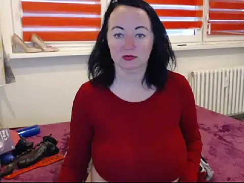 Alexie33 online show from February 11, 2025, 10:59 am