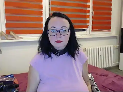 Alexie33 online show from February 16, 2025, 4:32 pm