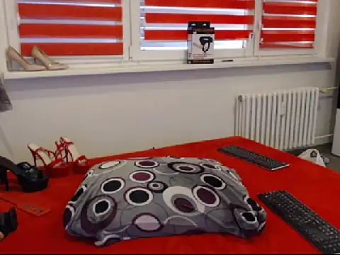 Alexie33 online show from February 20, 2025, 2:35 pm