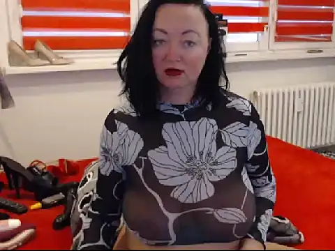 Alexie33 online show from February 28, 2025, 10:52 am