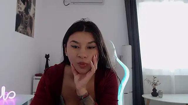 Snapshot of Simply_the_best chatting on November 5, 2025, 9:53 am Simply the best online show from November 5, 2025, 9:53 am