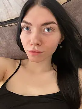 Lisaaa Alisa online show from February 11, 2025, 7:12 am