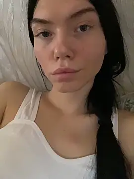 Lisaaa Alisa online show from September 20, 2025, 9:10 am