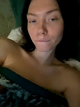 Lisaaa Alisa online show from November 13, 2025, 4:11 am