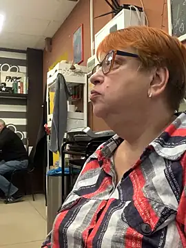 Snapshot of Klio5678 chatting on January 14, 2025, 2:43 pm Klio5678 online show from January 14, 2025, 2:43 pm