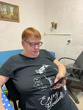 Snapshot of Klio5678 chatting on November 16, 2025, 8:14 pm Klio5678 online show from November 16, 2025, 8:14 pm