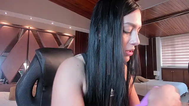 Snapshot of carina_rossi chatting on November 28, 2025, 12:08 pm carina rossi online show from November 28, 2025, 12:08 pm