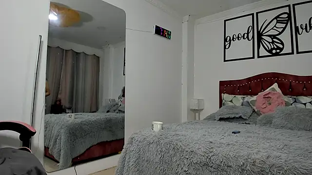 Marie Mature online show from March 12, 2025, 12:15 pm