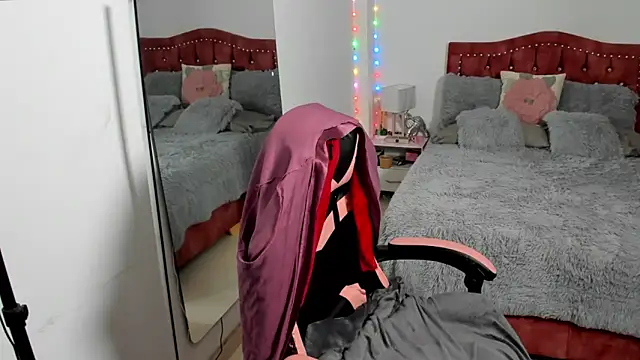 Marie Mature online show from September 22, 2025, 1:35 pm