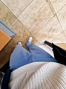 Lorent6969 online show from January 27, 2025, 12:05 pm