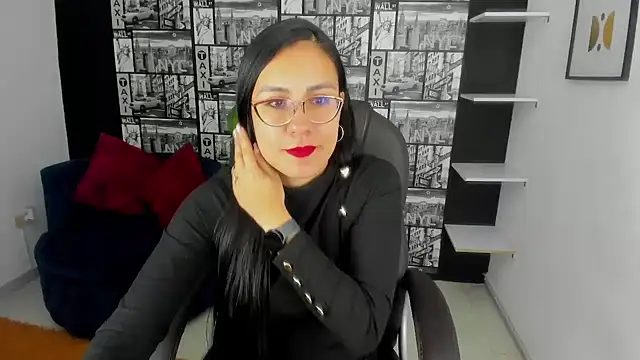 Snapshot of Agata-Moon chatting on January 23, 2025, 12:25 am Agata-Moon online show from January 23, 2025, 12:25 am