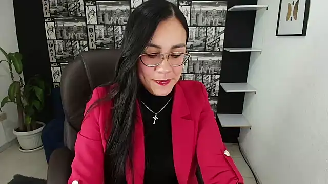 Snapshot of Agata-Moon chatting on February 20, 2025, 2:02 pm Agata-Moon online show from February 20, 2025, 2:02 pm